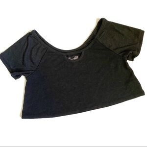 Under Armour Crop keyhole heathered yoga tee